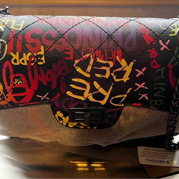 Hello 3am bag. New w/tags. - Picture 3 of 8